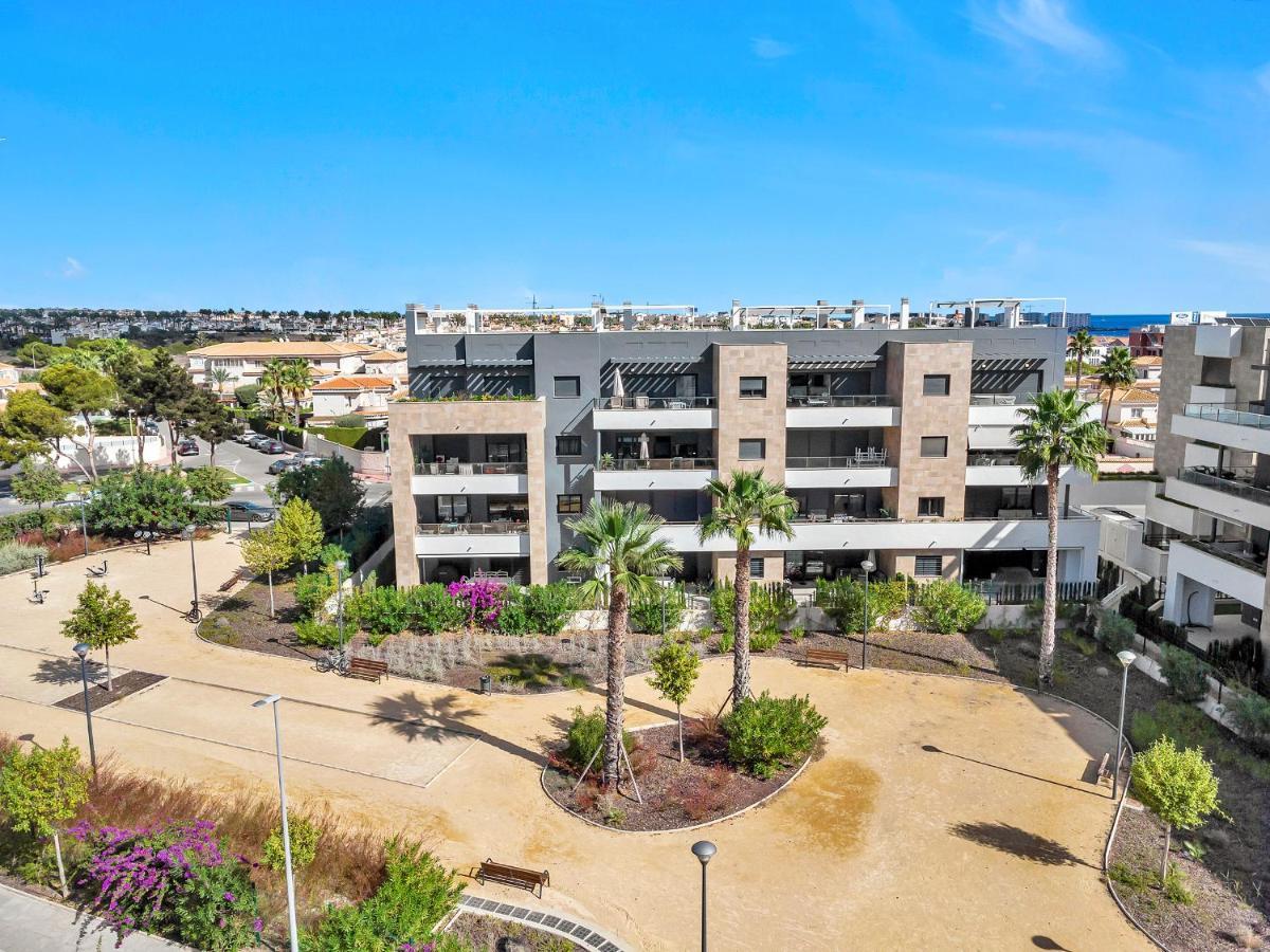 Lovely First Floor Apartment, Heating Pool ! Alicante Luaran gambar