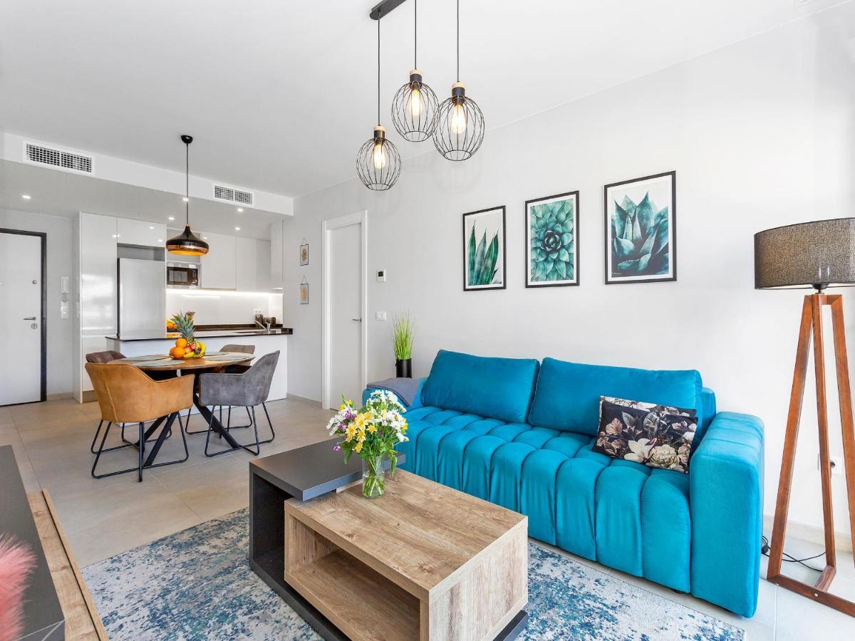 Lovely First Floor Apartment, Heating Pool ! Alicante Luaran gambar