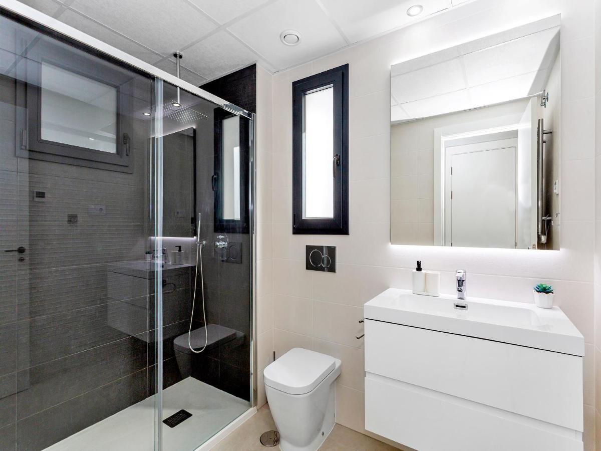 Lovely First Floor Apartment, Heating Pool ! Alicante Luaran gambar